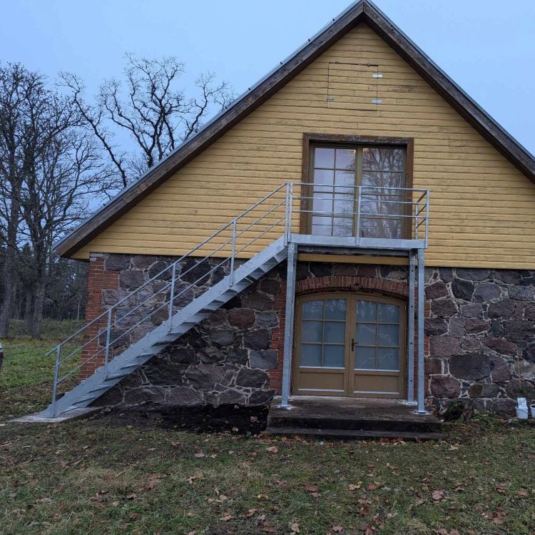 Tagavaraväljapääs vanadekodule